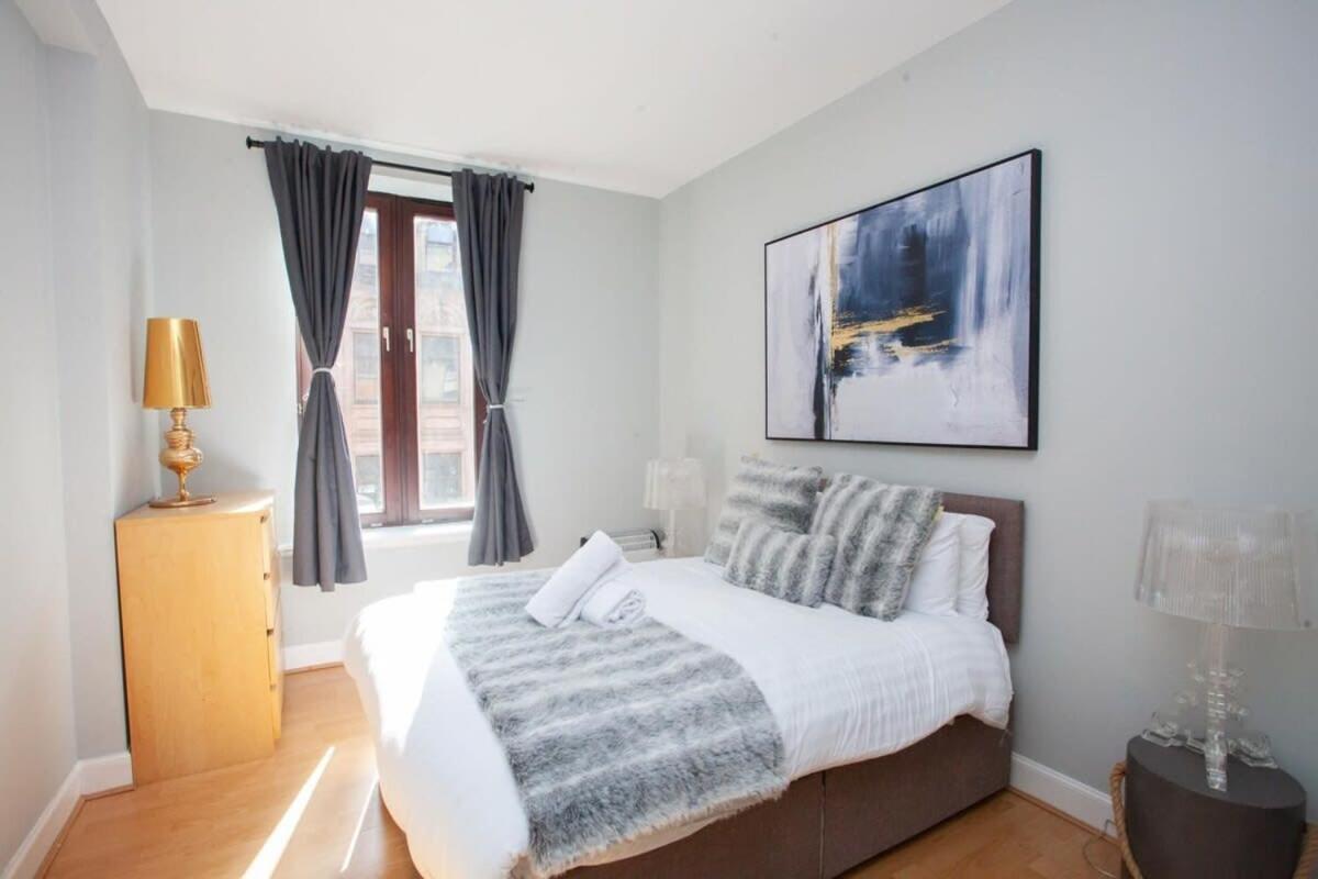 Modern And Refurbished Flat In Merchant City Glasgow Zewnętrze zdjęcie
